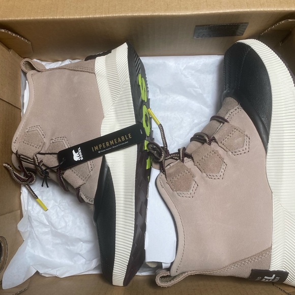 NWB Sorel Women's Out N About IIl Classic Waterproof Boots Size 6 - Picture 7 of 14